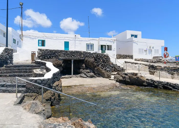 Casa El Alto - Lava * Punta Mujeres